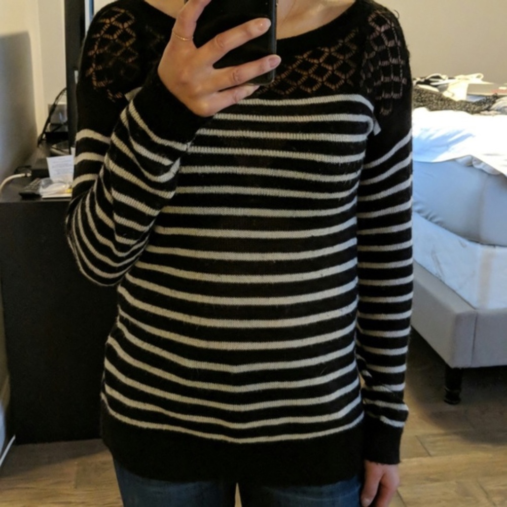Ann Taylor LOFT Soft Striped Sweater Size XS